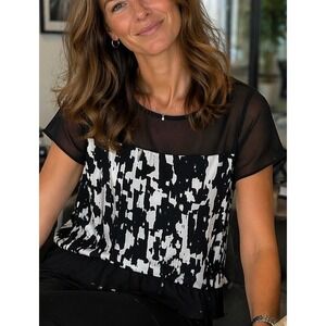 Vince Camuto Women's XL Black White Abstract Sheer Short Sleeve Top Blouse